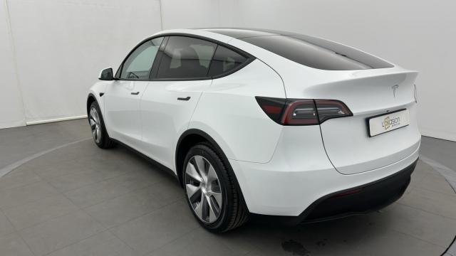 Tesla Model Y image 8