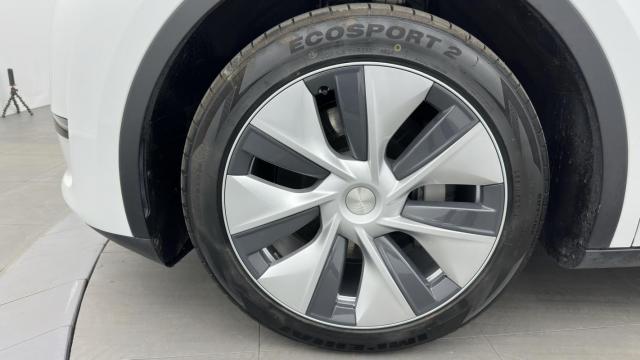 Tesla Model Y image 5