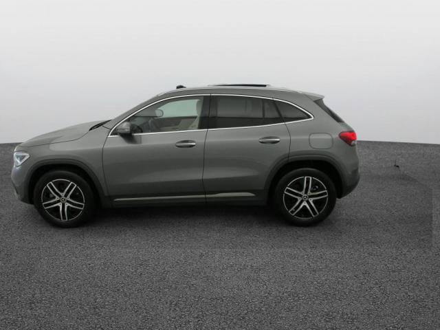 Mercedes Benz Gla image 6