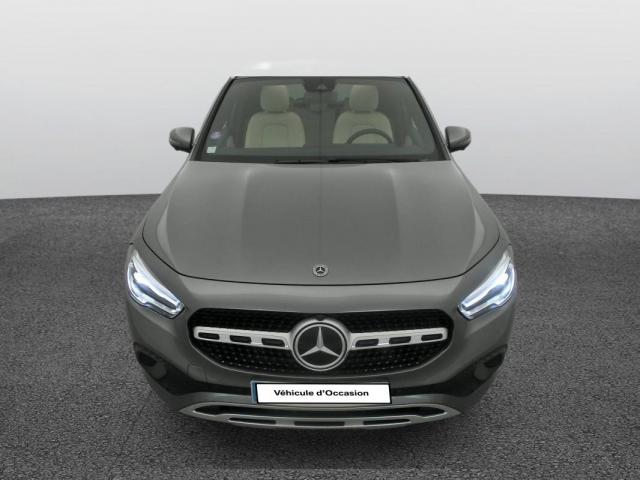 Mercedes Benz Gla image 9