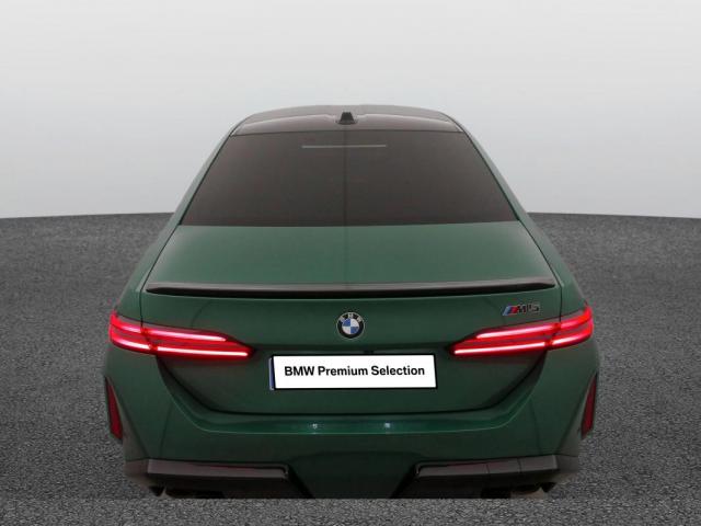 Bmw M5 image 3