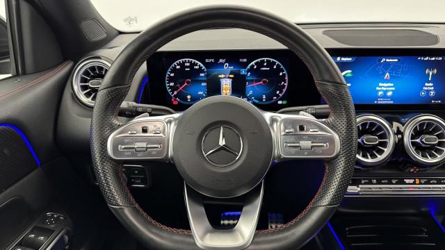 Mercedes Benz Glb image 9