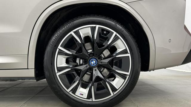 Bmw Ix3 image 2
