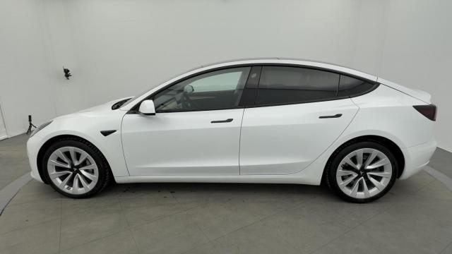 Tesla Model 3 image 4