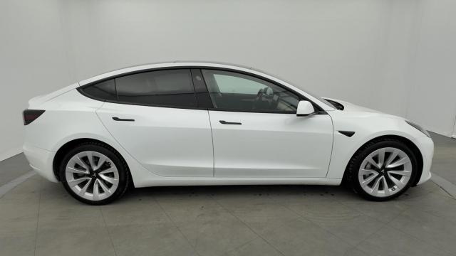 Tesla Model 3 image 2
