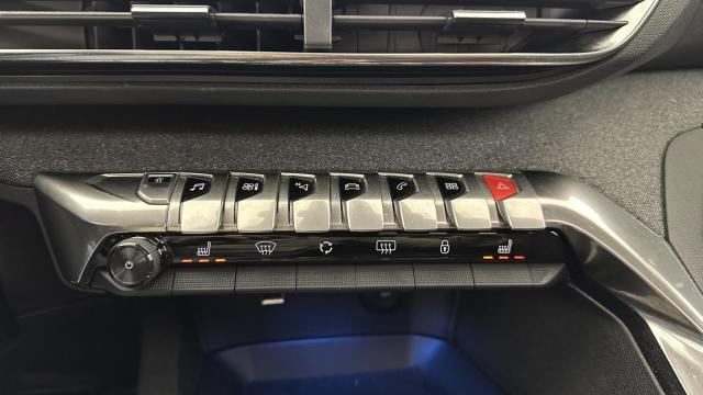 Peugeot 3008 image 2