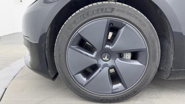 Tesla Model 3 image 1