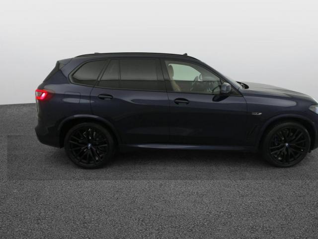 Bmw X5 image 2