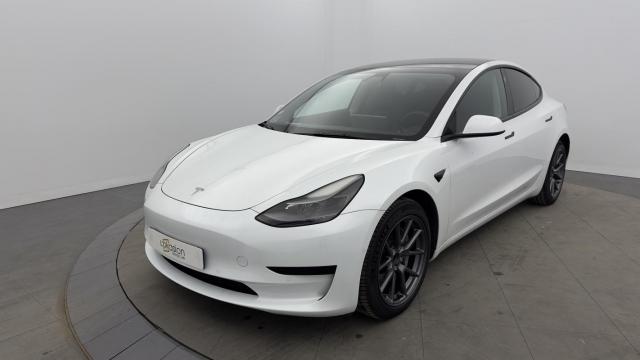 Tesla Model 3 Autonomie Standard Plus Rwd