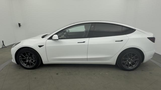 Tesla Model 3 image 6