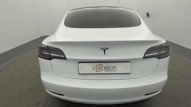 Tesla Model 3 image 9