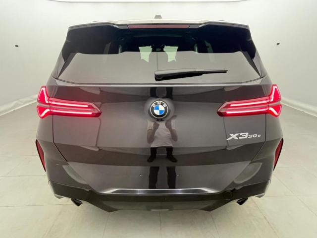 Bmw X3 image 2