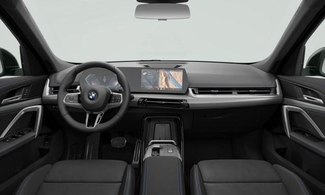 Bmw X1 image 2