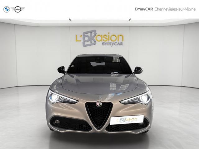 Alfa Romeo Stelvio image 4