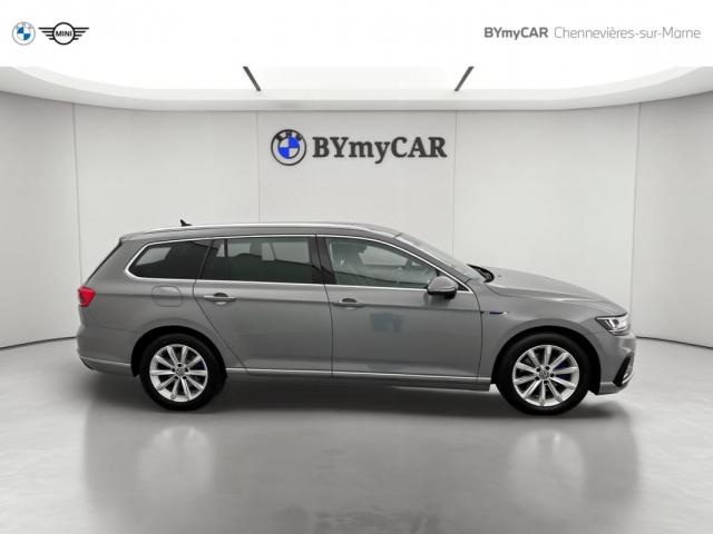 Volkswagen Passat Sw image 9