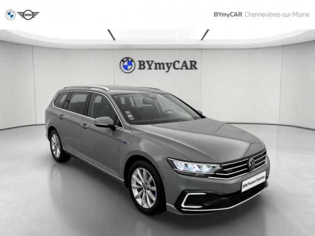 Volkswagen Passat Sw image 1