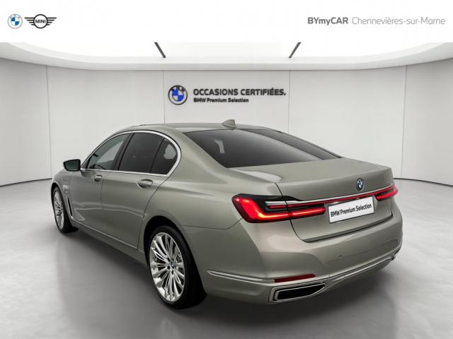 Bmw Série 7 image 9