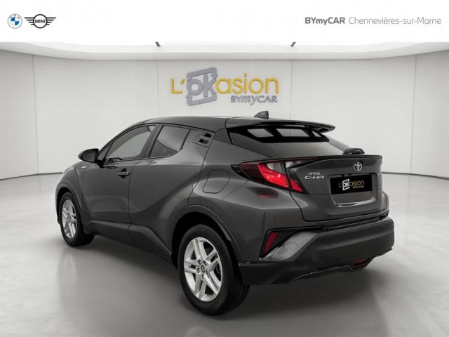 Toyota C-Hr image 3