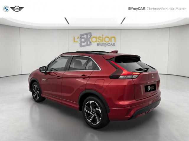 Mitsubishi Eclipse Cross image 2