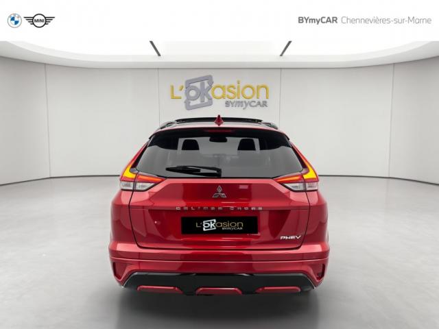 Mitsubishi Eclipse Cross image 1