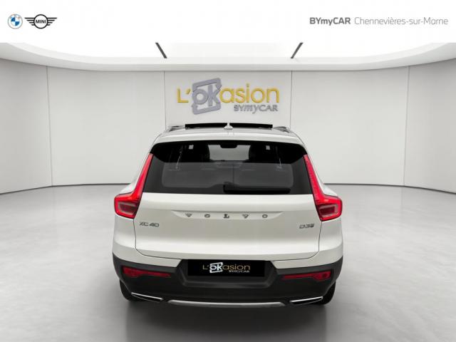 Volvo Xc40 image 5