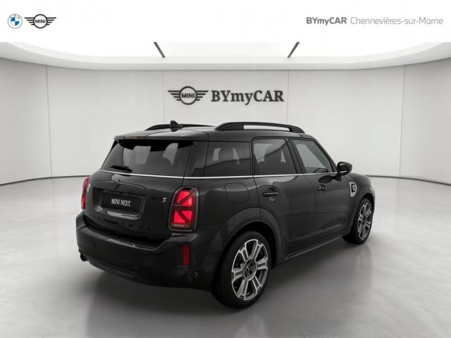 Mini Countryman image 8