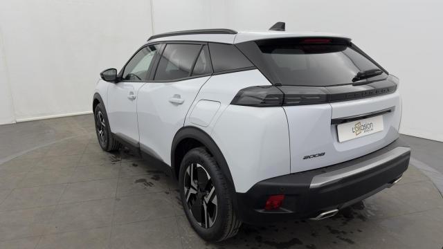 Peugeot 2008 image 1