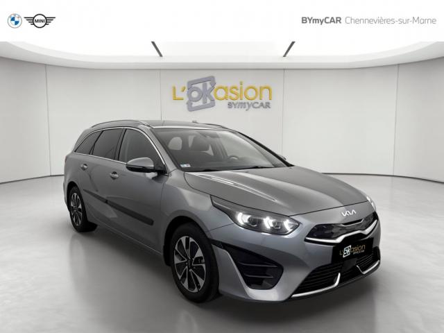 Kia Cee'D_sw image 4