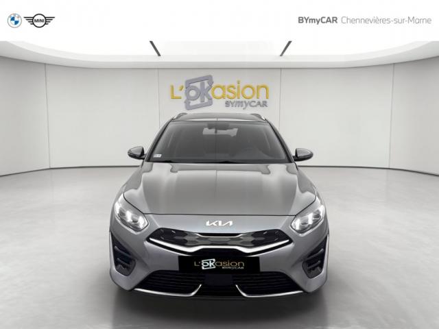 Kia Cee'D_sw image 1