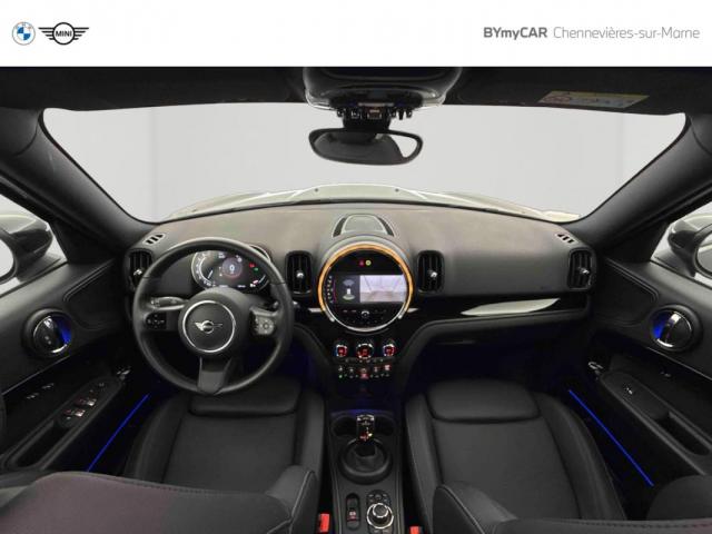 Mini Countryman image 2