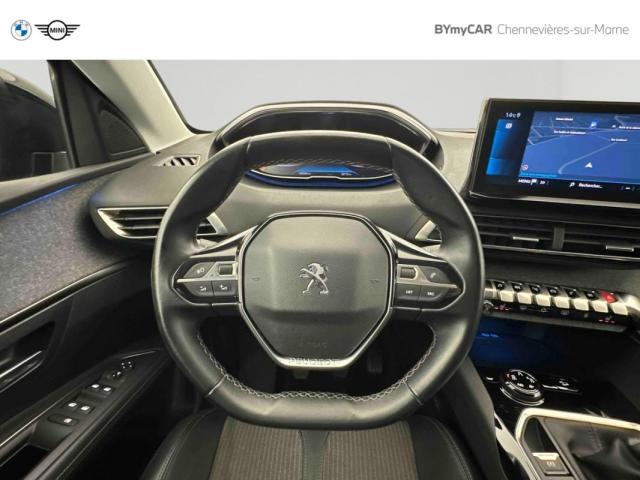 Peugeot 3008 image 2