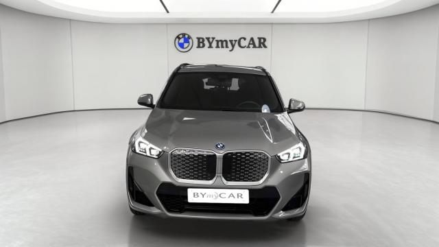 Bmw Ix1 image 3