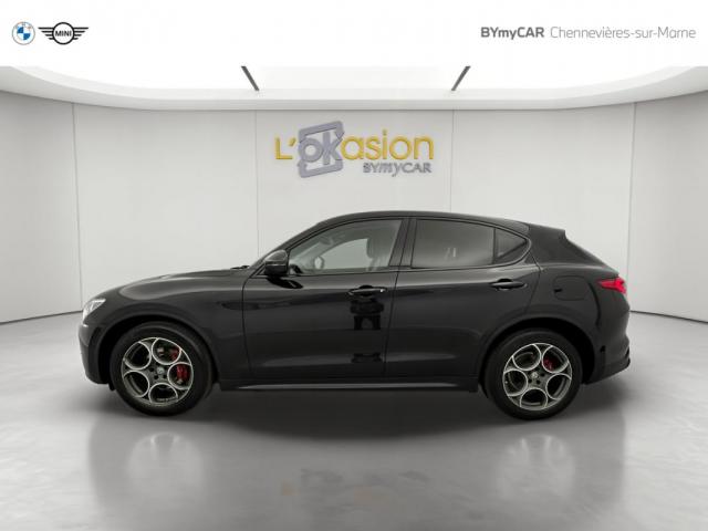 Alfa Romeo Stelvio image 4