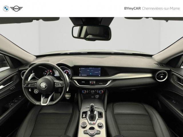 Alfa Romeo Stelvio image 7
