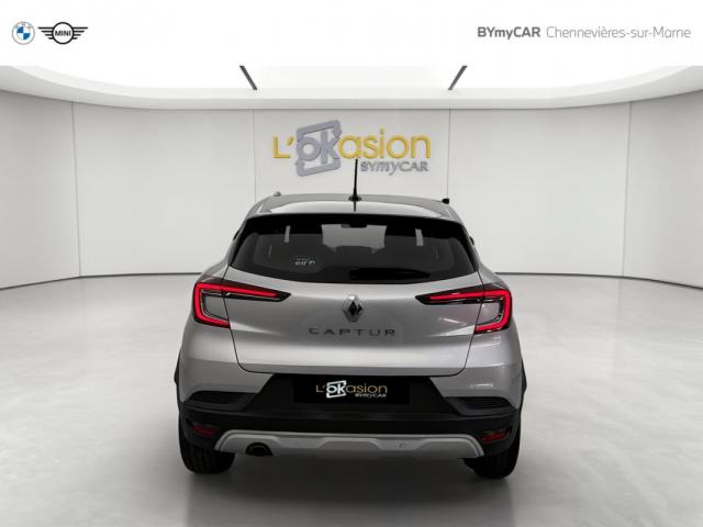 Renault Captur image 8