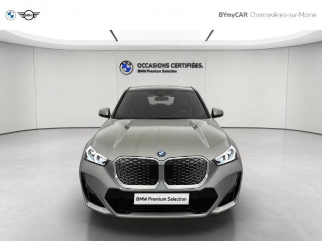 Bmw Ix1 image 9