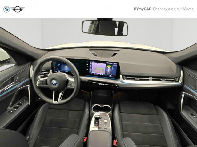 Bmw Ix1 image 7