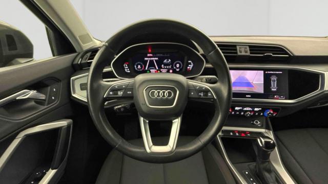 Audi Q3 image 7