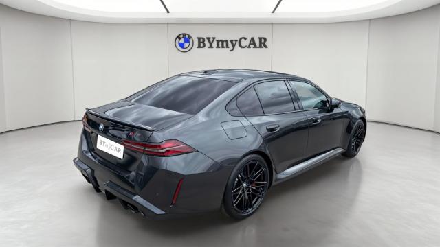 Bmw M5 image 1
