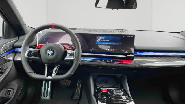Bmw M5 image 3