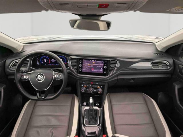 Volkswagen T-Roc image 6