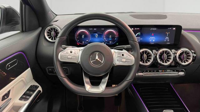 Mercedes Benz Gla image 2