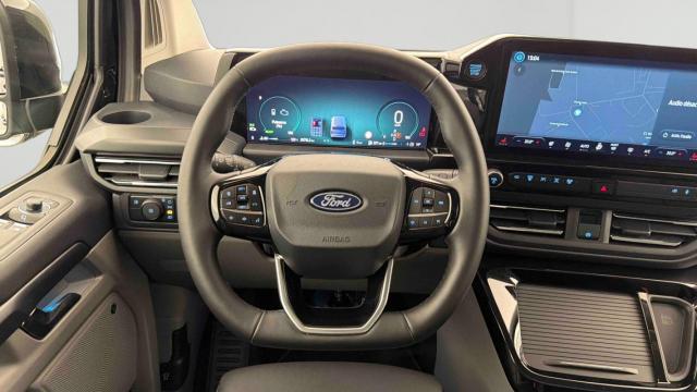 Ford Tourneo image 9