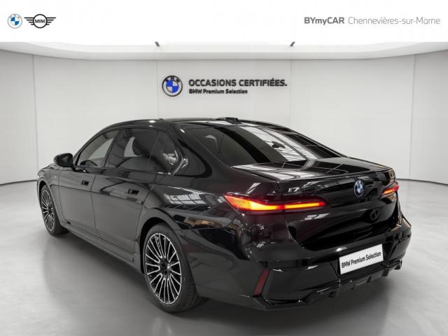 Bmw I7 image 3