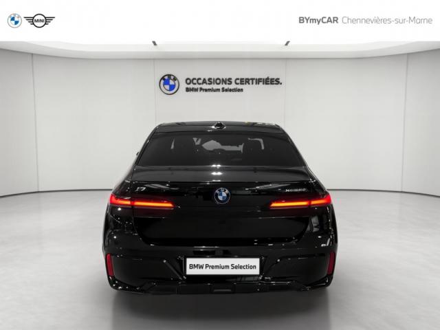 Bmw I7 image 4