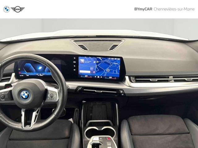 Bmw Ix1 image 4