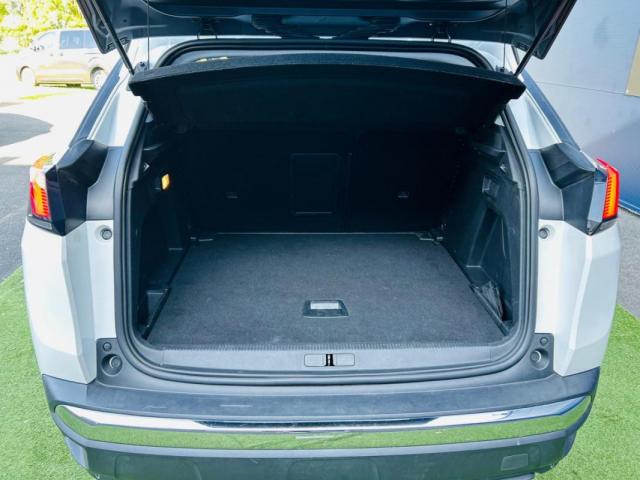 Peugeot 3008 image 3