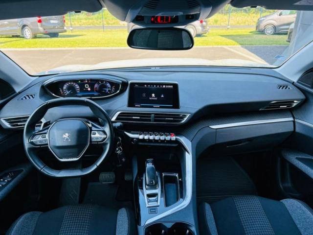 Peugeot 3008 image 8