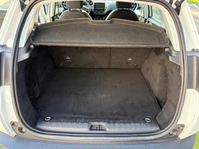 Peugeot 2008 image 5