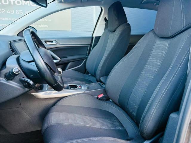 Peugeot 308 image 9